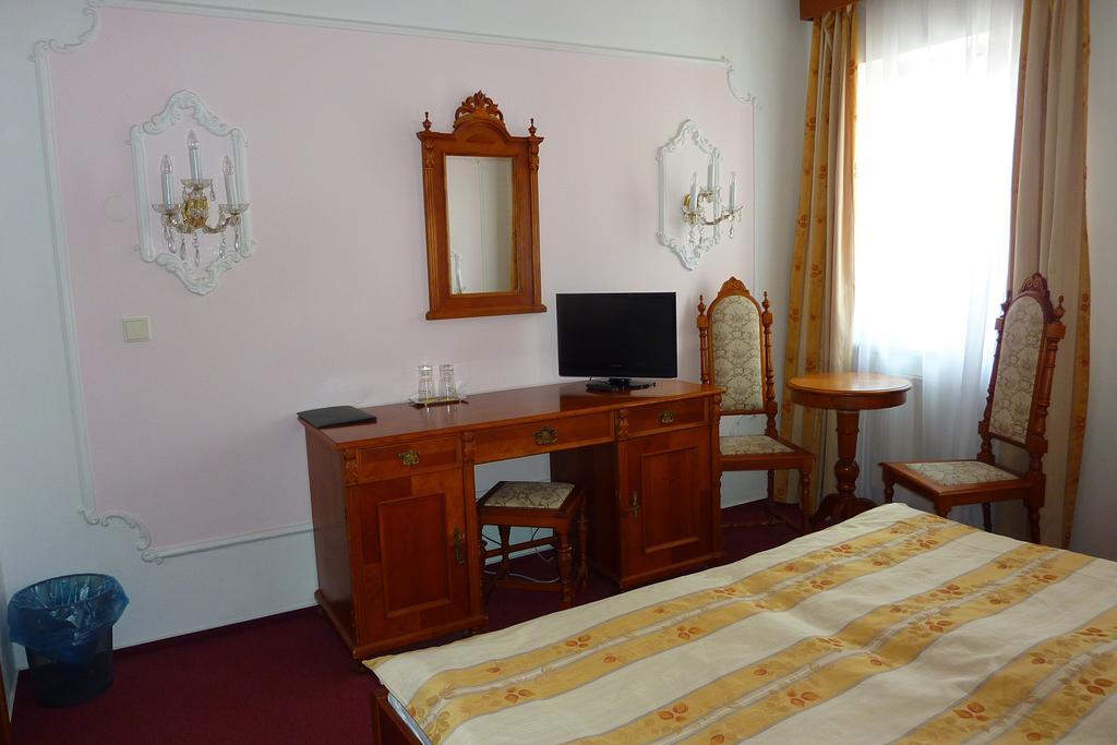 Vysehrad Otel Prag