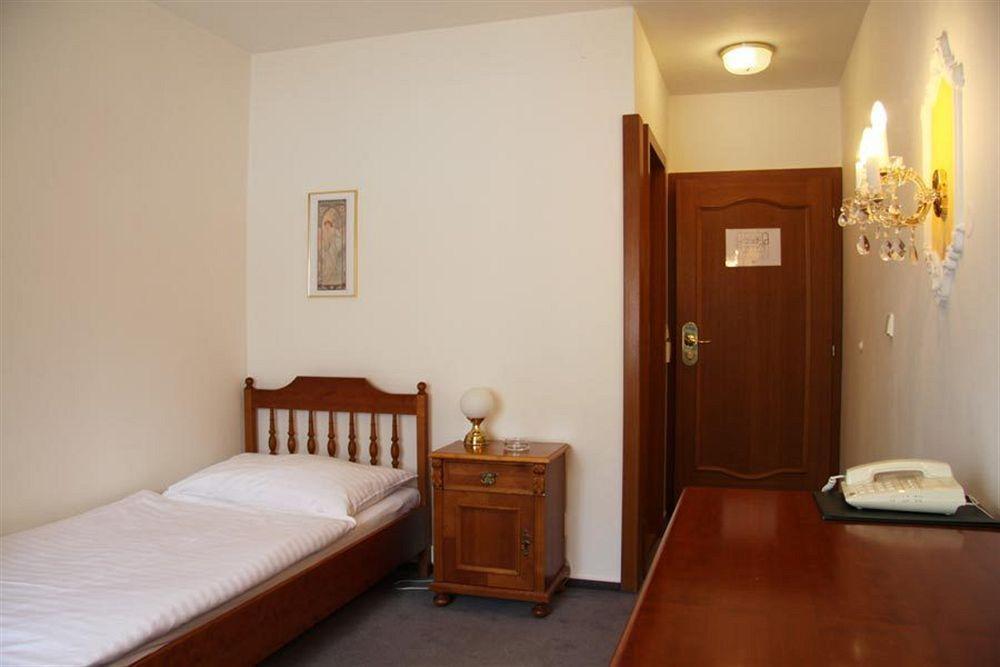 Otel Vysehrad 4*