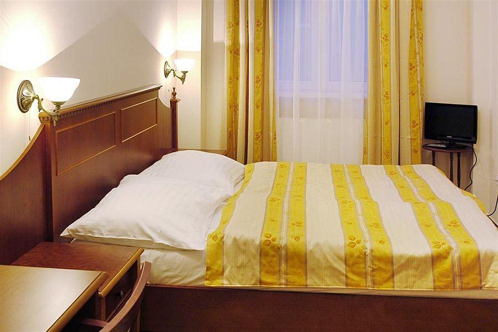 Vysehrad Otel Prag